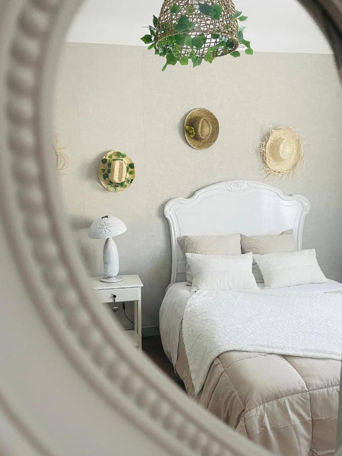 La Poterie Bed & Breakfast Carresse Exterior photo