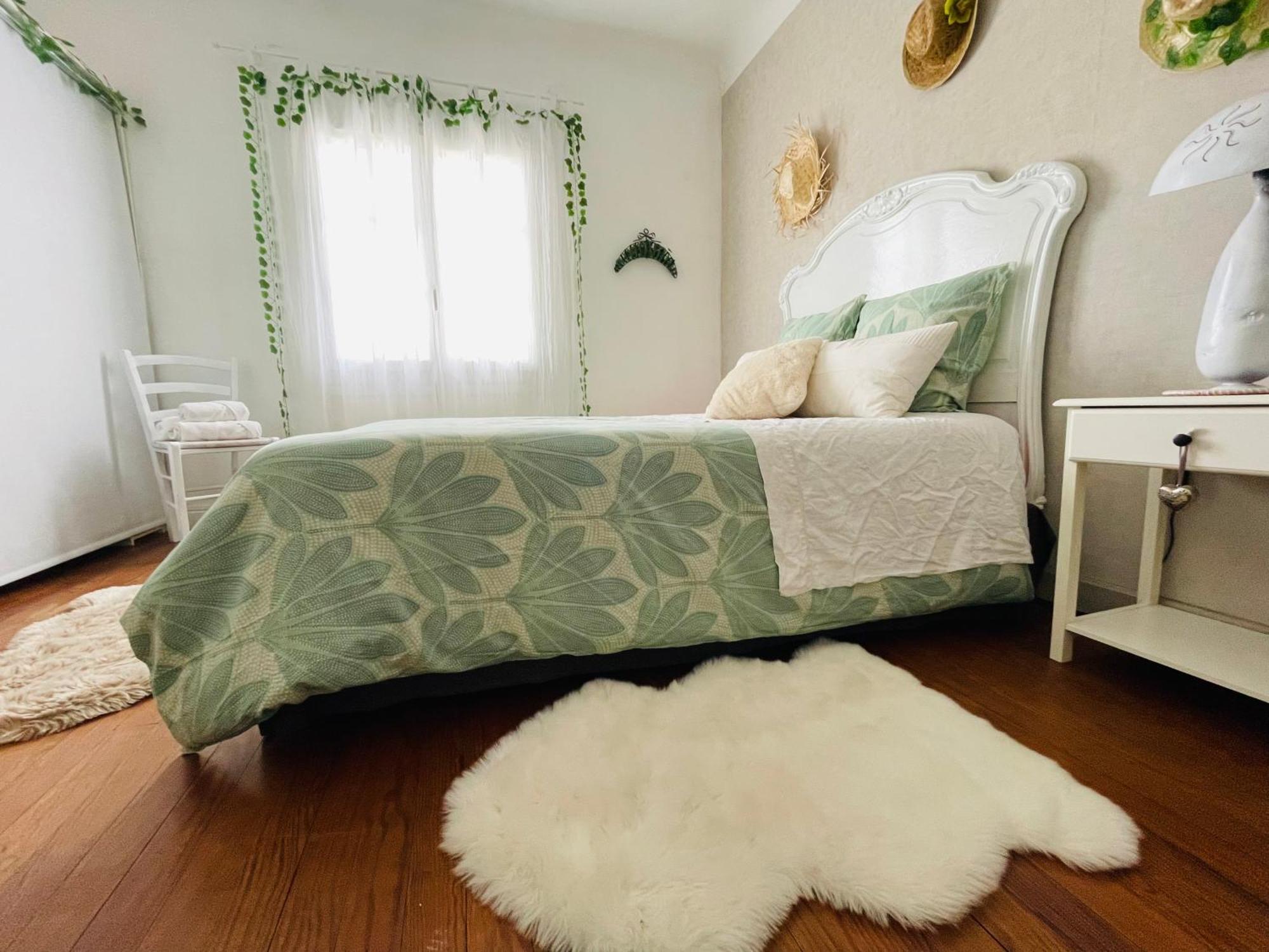 La Poterie Bed & Breakfast Carresse Exterior photo